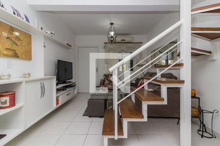 Casa de condomínio à venda com 97m², 3 quartos e 1 vagaSala