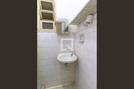 Banheiro de kitnet/studio à venda com 1 quarto, 26m² em Centro, Rio de Janeiro