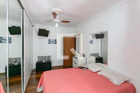 Quarto Suite de casa à venda com 4 quartos, 200m² em Floramar, Belo Horizonte