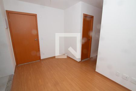 Sala de apartamento à venda com 2 quartos, 44m² em Rubem Berta, Porto Alegre