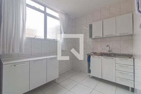 Cozinha de apartamento para alugar com 2 quartos, 72m² em Alto da Glória, Curitiba