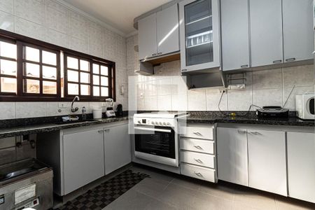 Casa à venda com 257m², 3 quartos e 6 vagas Casa à venda com 257m², 3 quartos e 6 vagasCozinha