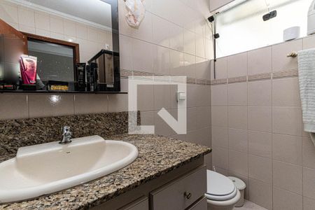 Casa à venda com 257m², 3 quartos e 6 vagas Casa à venda com 257m², 3 quartos e 6 vagasBanheiro Social