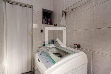 Casa à venda com 257m², 3 quartos e 6 vagas Casa à venda com 257m², 3 quartos e 6 vagasÁrea de Serviço