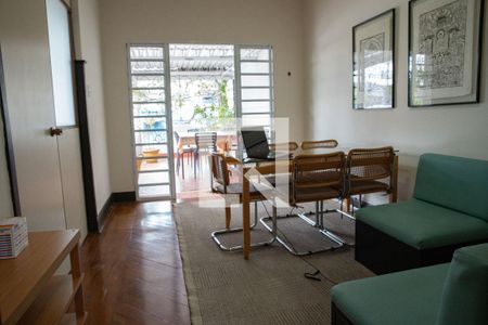 Sala de casa à venda com 4 quartos, 227m² em Água Branca, São Paulo