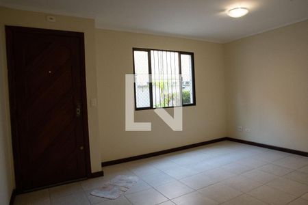 Sala de casa para alugar com 2 quartos, 130m² em Vila Anglo Brasileira, São Paulo