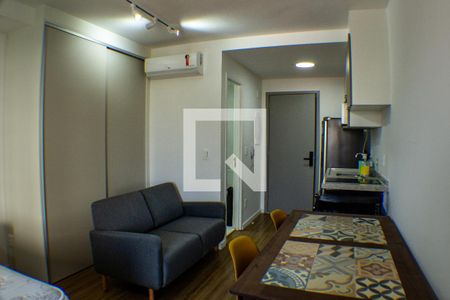 Sala/Quarto de apartamento para alugar com 1 quarto, 27m² em Vila Clementino, São Paulo