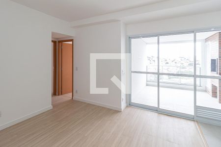 Sala de apartamento para alugar com 2 quartos, 58m² em Umuarama, Osasco