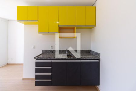 Cozinha de kitnet/studio para alugar com 1 quarto, 28m² em Bela Vista, São Paulo