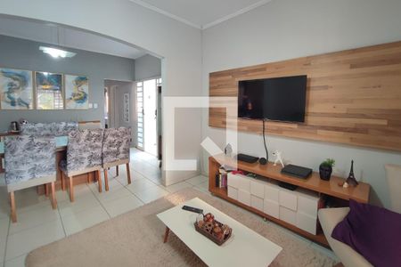 Sala de Estar de casa para alugar com 3 quartos, 250m² em Jardim Eulina, Campinas