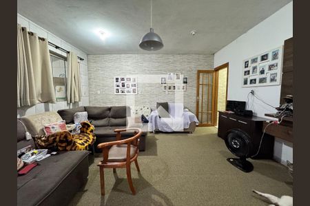 Sala de casa à venda com 3 quartos, 120m² em Loteamento Parque Recreio, São Leopoldo