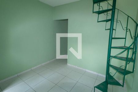 Sala de casa para alugar com 1 quarto, 75m² em Jardim Olavo Bilac, Duque de Caxias