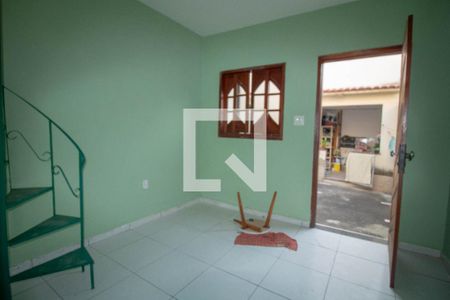 Sala de casa para alugar com 1 quarto, 75m² em Jardim Olavo Bilac, Duque de Caxias