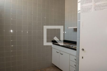 Casa à venda com 540m², 6 quartos e 2 vagas Casa à venda com 540m², 6 quartos e 2 vagasCozinha