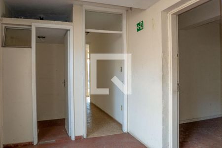 Casa à venda com 540m², 6 quartos e 2 vagas Casa à venda com 540m², 6 quartos e 2 vagasÁrea de Serviço