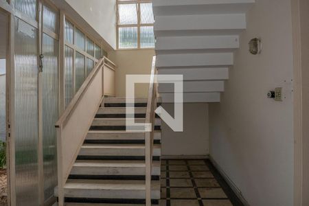 Casa à venda com 540m², 6 quartos e 2 vagas Casa à venda com 540m², 6 quartos e 2 vagasQuintal