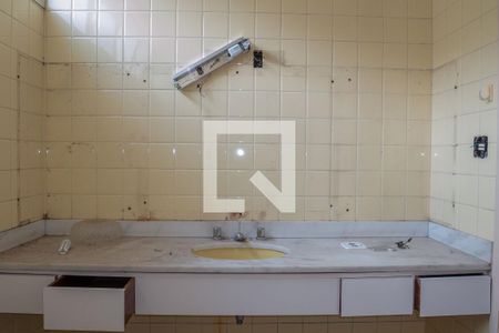 Casa à venda com 540m², 6 quartos e 2 vagas Casa à venda com 540m², 6 quartos e 2 vagasBanheiro da Suíte
