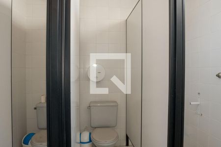 Casa à venda com 540m², 6 quartos e 2 vagas Casa à venda com 540m², 6 quartos e 2 vagasBanheiro Social