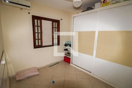 Quarto 2 de casa de condomínio para alugar com 2 quartos, 42m² em Chácaras Arcampo, Duque de Caxias