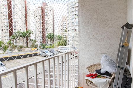 Varanda de apartamento para alugar com 3 quartos, 59m² em Taboão, São Paulo