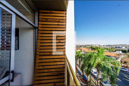 Varanda Sala de apartamento à venda com 2 quartos, 75m² em Ponte Preta, Campinas