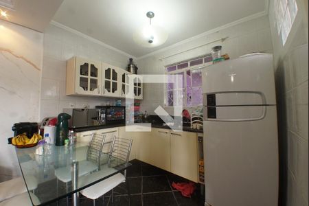 Cozinha de casa à venda com 1 quarto, 100m² em Vila Nova, Porto Alegre