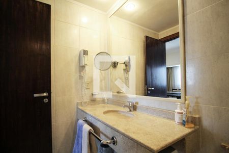 Banheiro  de apartamento para alugar com 1 quarto, 37m² em Itaim Bibi, São Paulo