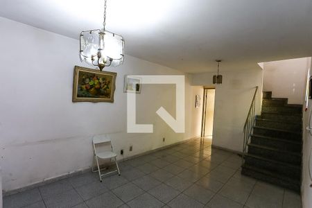 Sala de casa para alugar com 2 quartos, 122m² em Jardim Monte Kemel, São Paulo
