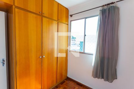 Quarto 1 de apartamento para alugar com 3 quartos, 62m² em Santo Andre, Belo Horizonte