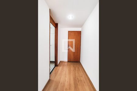 Hall de Entrada de apartamento para alugar com 3 quartos, 75m² em Jardim Ampliação, São Paulo