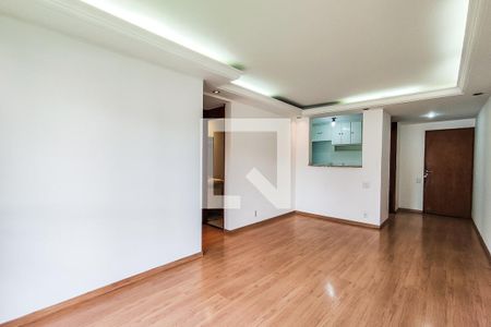 Sala de apartamento para alugar com 3 quartos, 75m² em Jardim Ampliação, São Paulo