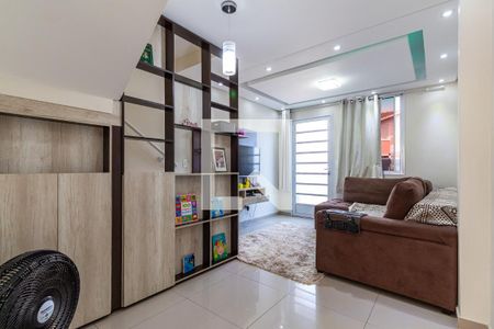 Sala de casa de condomínio para alugar com 2 quartos, 54m² em Jardim Nova Cidade, Guarulhos