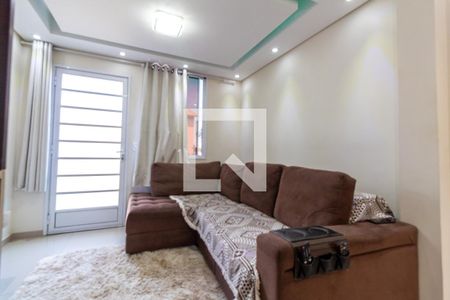 Sala de casa de condomínio para alugar com 2 quartos, 54m² em Jardim Nova Cidade, Guarulhos