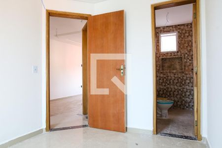 Suite de apartamento à venda com 2 quartos, 106m² em Parque Novo Oratório, Santo André