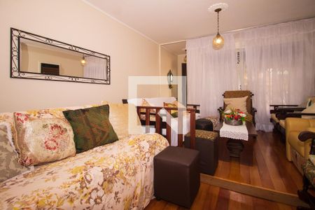 Sala de casa à venda com 4 quartos, 170m² em Medianeira, Porto Alegre