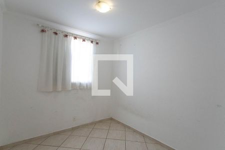 Quarto 1 de apartamento para alugar com 2 quartos, 57m² em Vila Curuçá, São Paulo