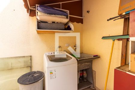 Casa de condomínio à venda com 25m², 2 quartos e 1 vaga Casa de condomínio à venda com 25m², 2 quartos e 1 vagaÁrea de Serviço