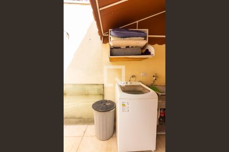 Casa de condomínio à venda com 25m², 2 quartos e 1 vaga Casa de condomínio à venda com 25m², 2 quartos e 1 vagaÁrea de Serviço