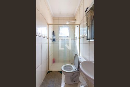 Casa de condomínio à venda com 25m², 2 quartos e 1 vaga Casa de condomínio à venda com 25m², 2 quartos e 1 vagaBanheiro