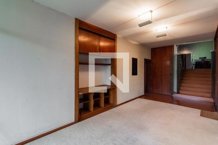 Sala de tv de casa à venda com 3 quartos, 300m² em Pinheiros, São Paulo