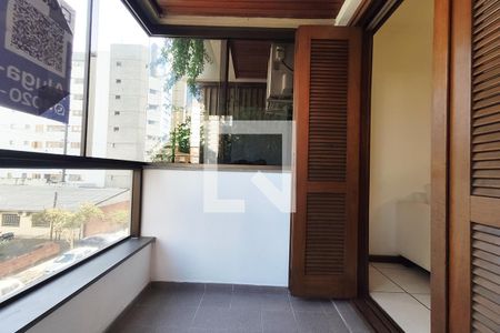 Sacada da Sala de apartamento à venda com 2 quartos, 70m² em Centro, São Leopoldo