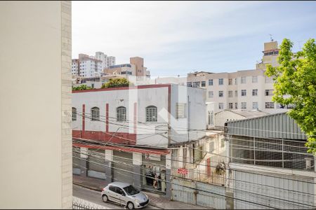 Sala de apartamento para alugar com 2 quartos, 82m² em Padre Eustáquio, Belo Horizonte