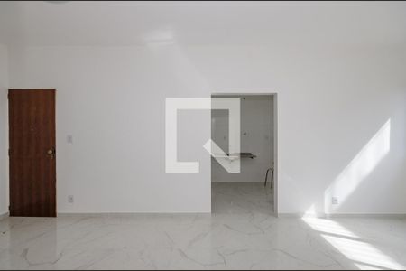 Sala de apartamento para alugar com 2 quartos, 82m² em Padre Eustáquio, Belo Horizonte