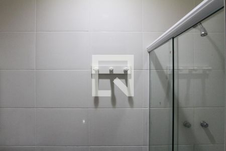 Casa à venda com 411m², 5 quartos e 2 vagas Casa à venda com 411m², 5 quartos e 2 vagasBanheiro do Quarto Suíte 2 - ExternoQuarto Suíte 2 - Externo