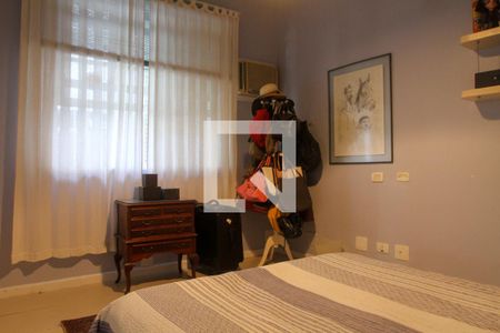 Casa à venda com 411m², 5 quartos e 2 vagas Casa à venda com 411m², 5 quartos e 2 vagasQuarto 3