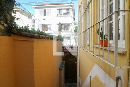 Casa à venda com 411m², 5 quartos e 2 vagas Casa à venda com 411m², 5 quartos e 2 vagasÁrea de Serviço