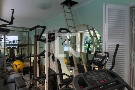 Casa à venda com 411m², 5 quartos e 2 vagas Casa à venda com 411m², 5 quartos e 2 vagasVaranda do Quarto 1