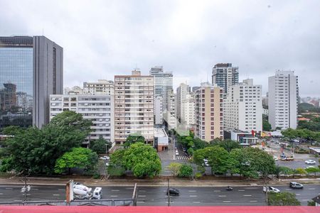 Sala - Varanda Vista de apartamento para alugar com 2 quartos, 82m² em Pinheiros, São Paulo