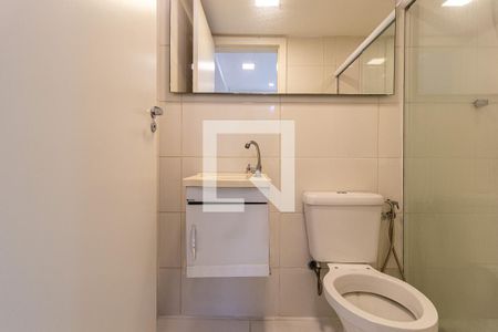 Banheiro de kitnet/studio para alugar com 1 quarto, 17m² em Tijuca, Rio de Janeiro