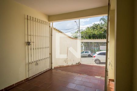 Vista da Sala de casa para alugar com 3 quartos, 154m² em Jardim Universo, Mogi das Cruzes